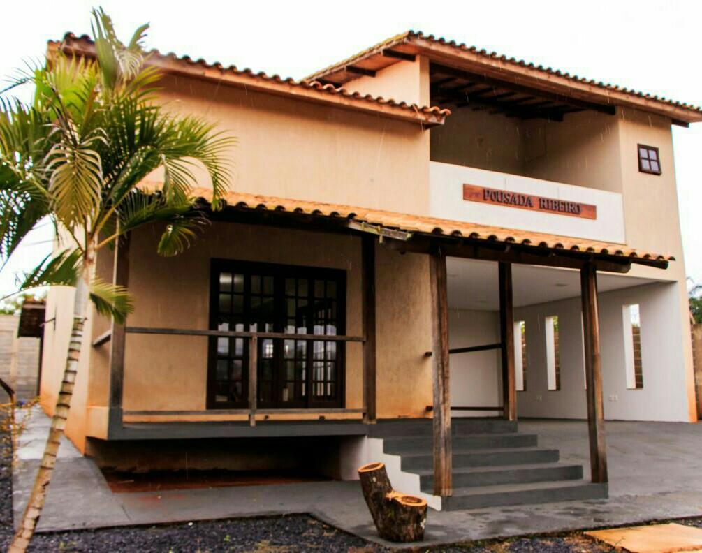 Pousada Ribeiro Piumhi Exterior foto